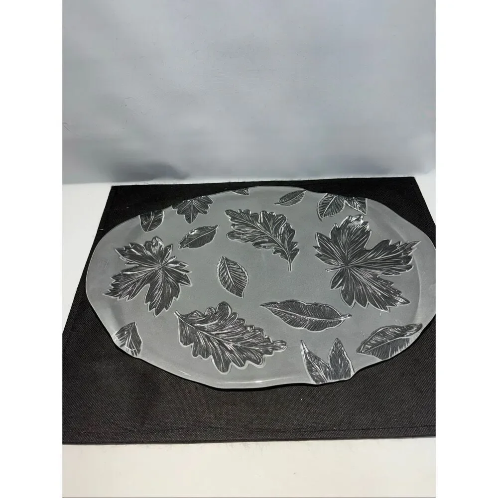 Decorative glass tray